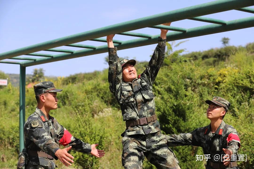 武警甘肃总队在战位上献礼丨夏日炎炎厉兵秣马正当时