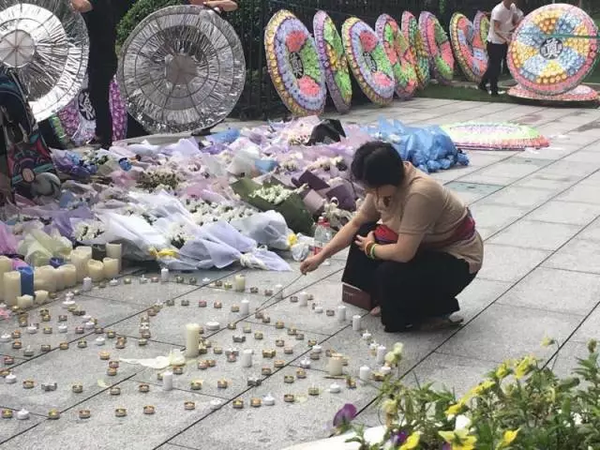 母女四人在大火中长逝父亲开微博讨回公道杭州保姆纵火案之后