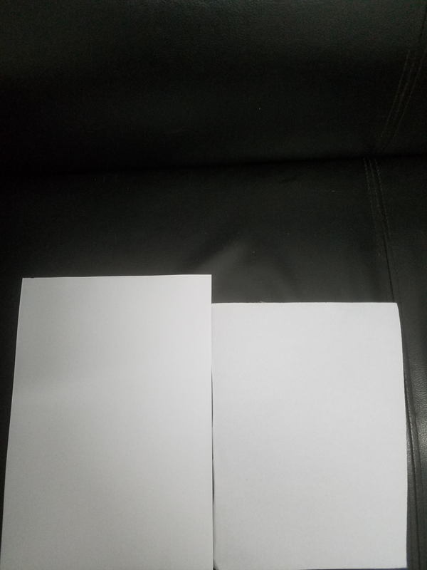 左边a4 右边16k,a4就是最常见的打印纸.