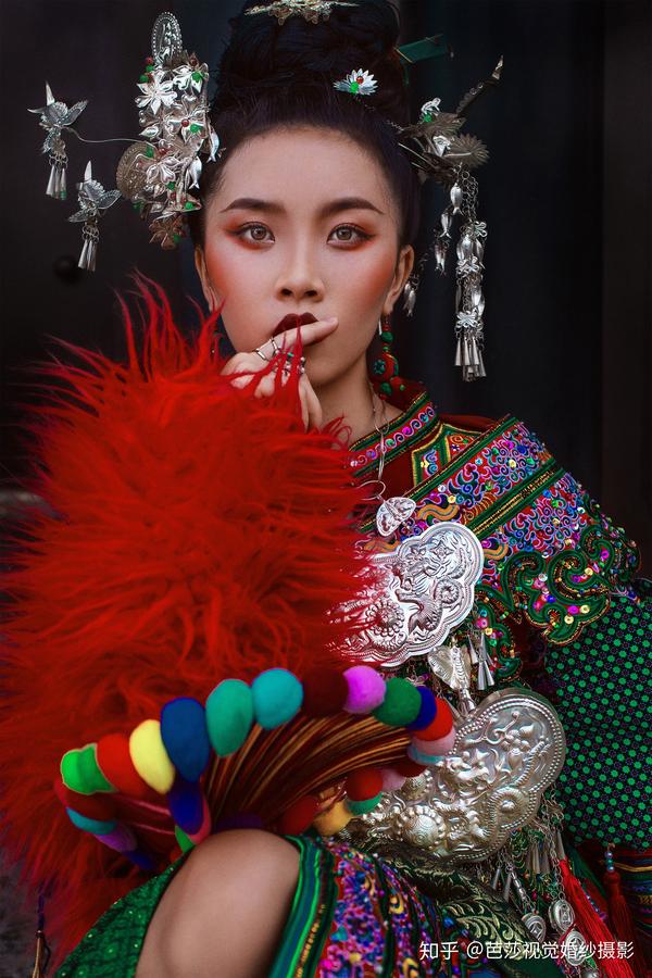 为少数民族婚纱照代言(下) 5 小时前 芭莎家工作室位于少数民族聚集