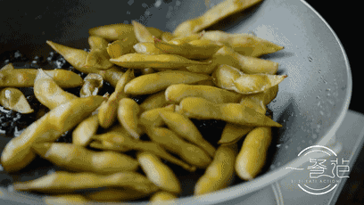 毛豆还是五香味的好吃