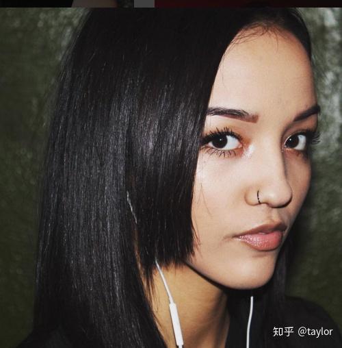 女黑人rapper美国,女rapper私下什么意思 lexii alijai rapper