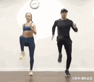 高抬腿30s