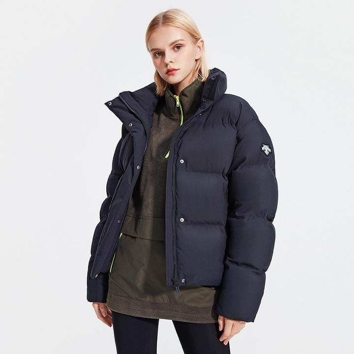羊绒大衣和羽绒服哪个更保暖?哪个性价比更高?