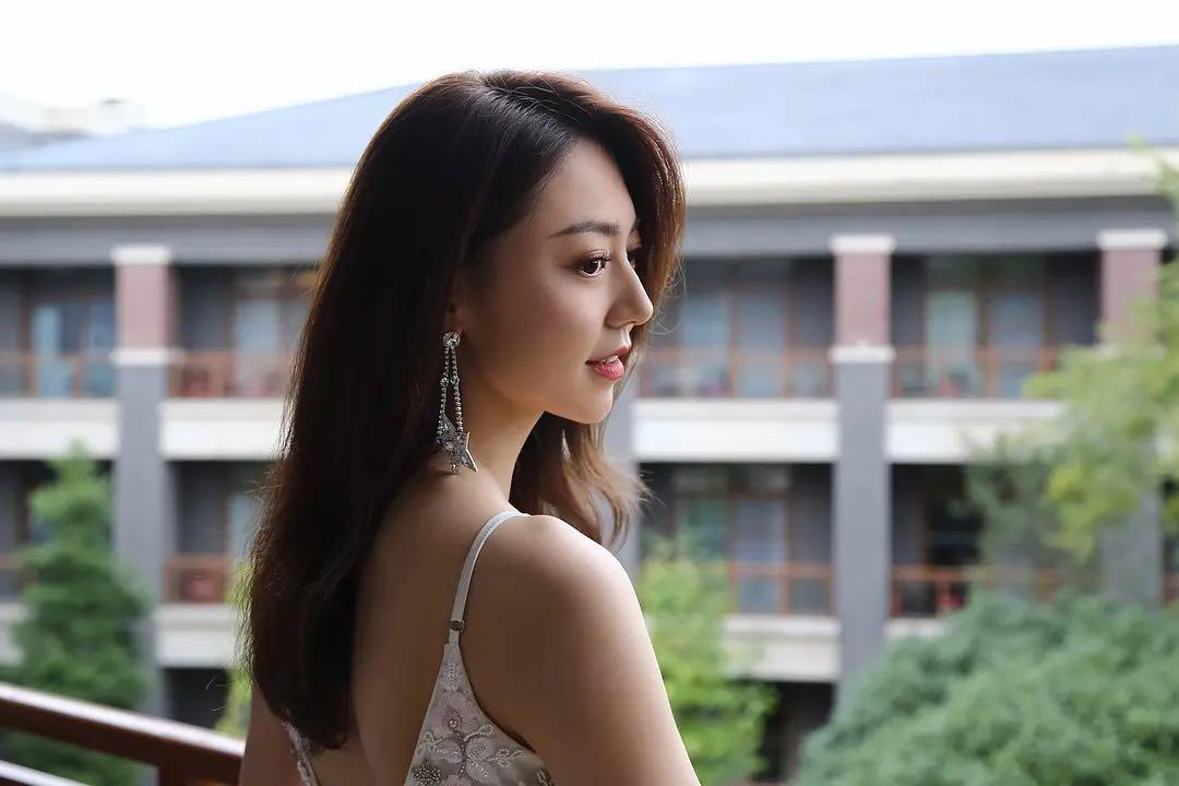 开心麻花再出精品?这位90后女演员把第一次给了《贼想