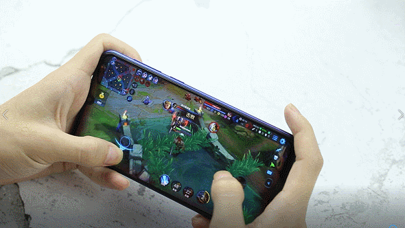 vivo z3,oppo r17游戏对比实测:千元价格,旗舰体验