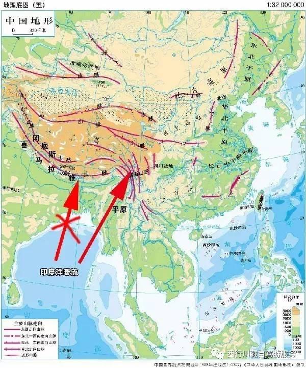 而气候方面  从印度洋来的气流 被喜马拉雅和冈底斯山两座大山阻挡 转