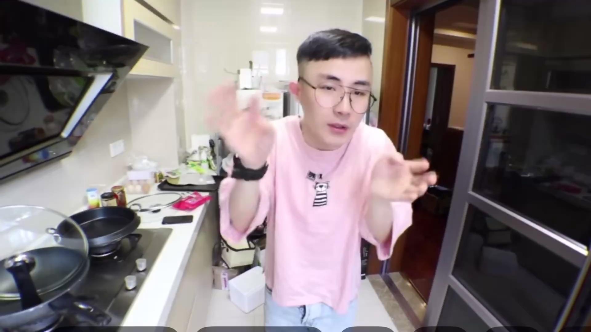 怎么看待吃播吃饭啦光小强