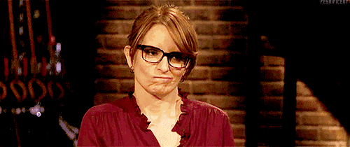 像眯眼,表情夸张丰富,吸烟等个人因素, 都会导致纤维组织弹性减退.