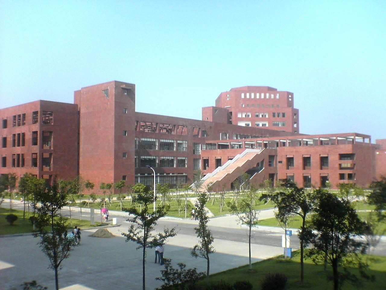 4.江西师范大学(商务英语)