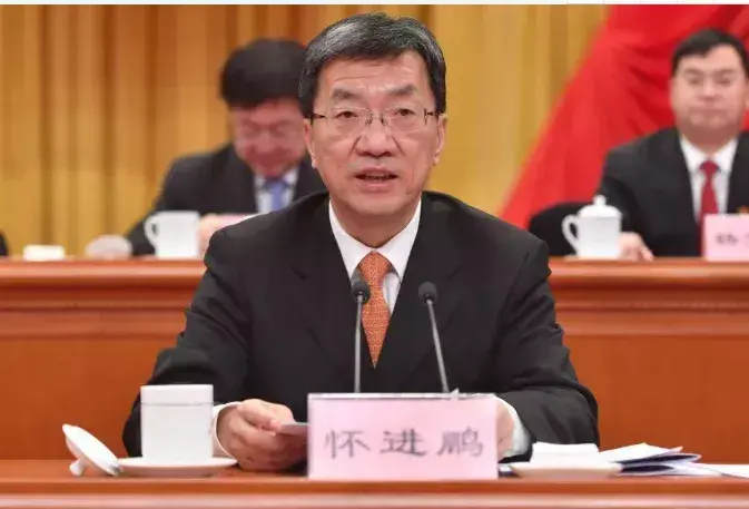新任教育部长怀进鹏:盲目参与国际大学排名不可取!