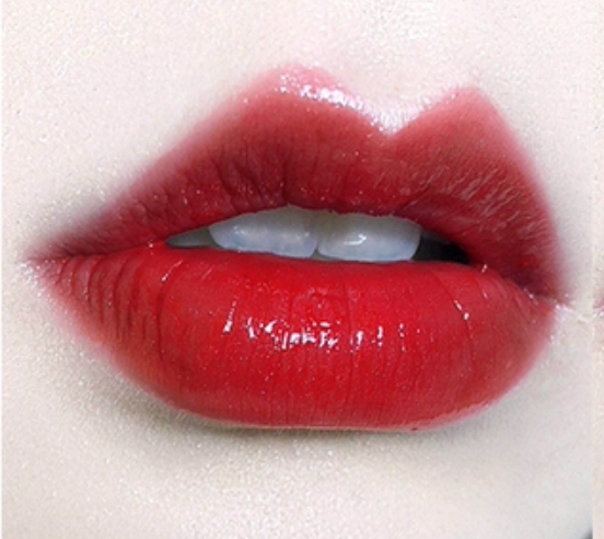 韩式索兰黛半永久纹唇和漂唇的区别