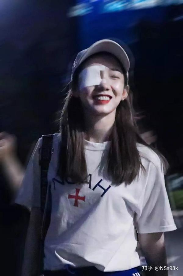 如何看待创造101孟美岐抽烟?