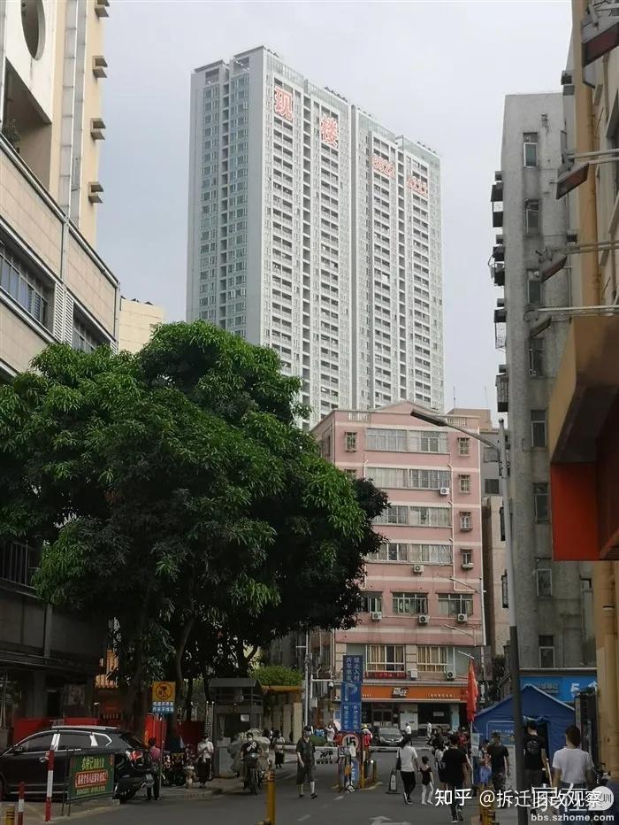 深圳福田石厦村旧改回迁房,一期已经建好,二期已经已拆平,现有少量