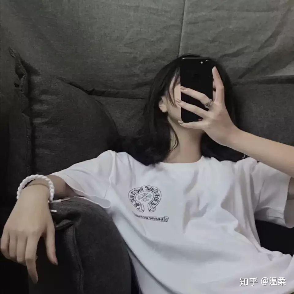 有什么看起来很不好惹很高冷的女生头像