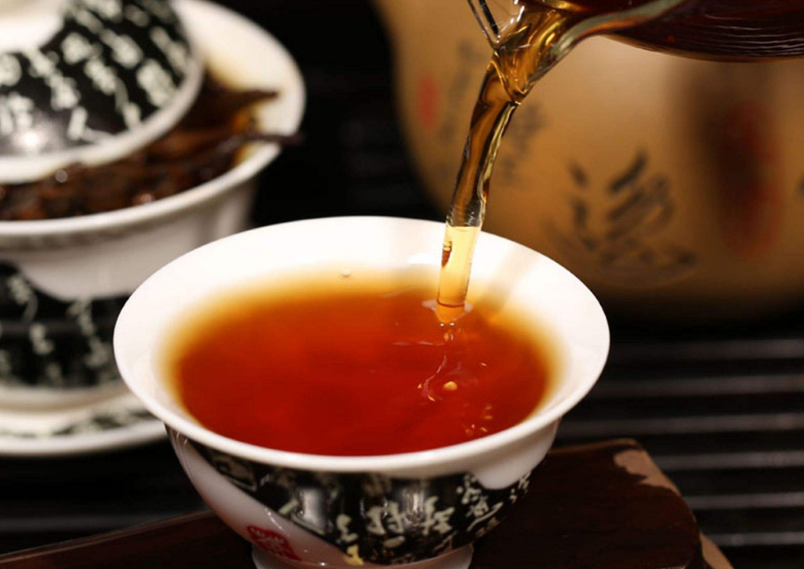 红茶的茶汤越红就越好吗?如何通过茶汤辨别红茶的质量