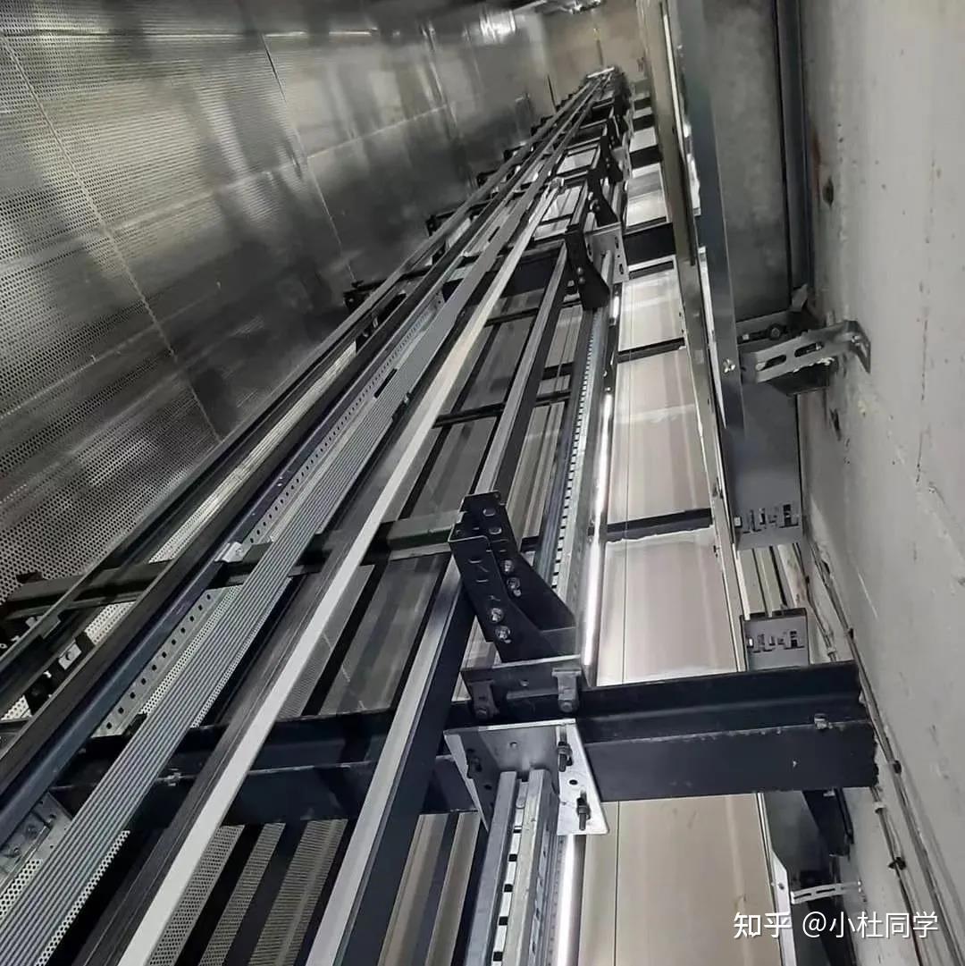 高高兴兴出门,平平安安回家,智慧电梯!小