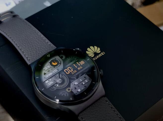 有朋友们想购买一块华为手表,了解到了华为新推出的华为gt2pro运动版