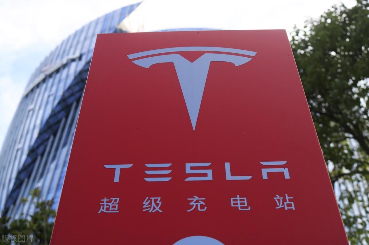 动能回收失效model3刹车失灵南京林女士撞墙受伤的举证责任