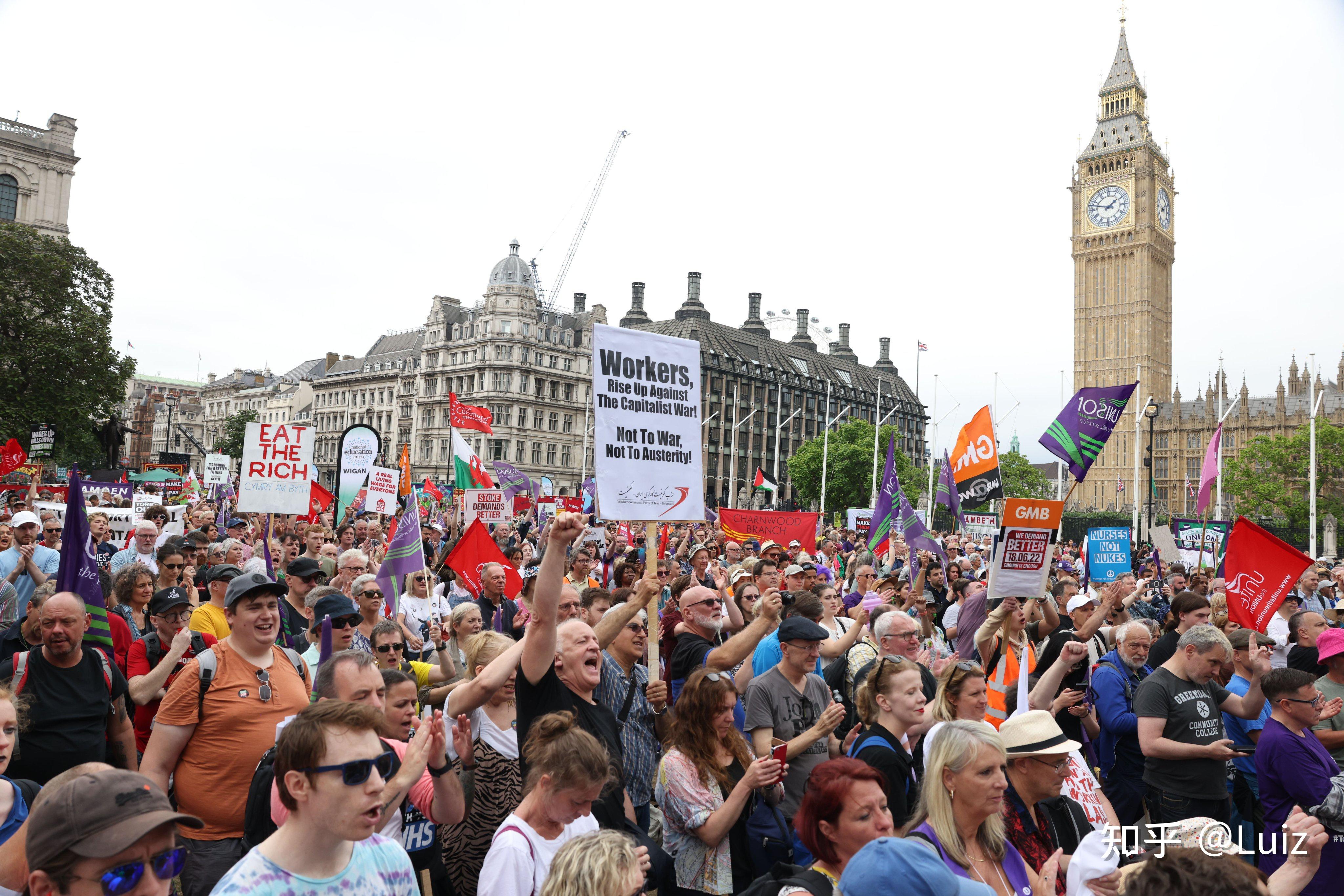 英国伦敦爆发大规模游行抗议生活成本飙升有哪些信息值得关注