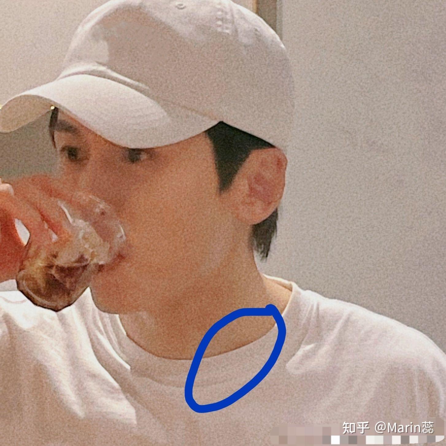 来个龚俊老粉说说最强大佬的锁骨草莓印