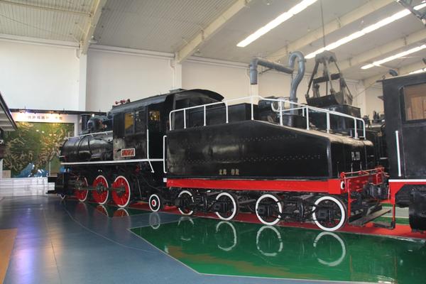 中国沈阳铁路陈列馆pl1型220号蒸汽机车
