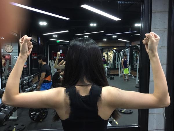 女生如何健身练出好身材?