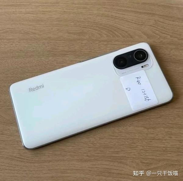 红米k40后盖外观