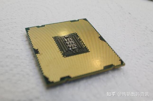 r76800h和i712700h这两个cpu性能差异大吗配置区别对比评测