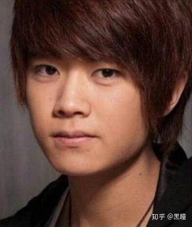 邓伦肖战李现蔡徐坤刘昊然任嘉伦出道前的素颜照