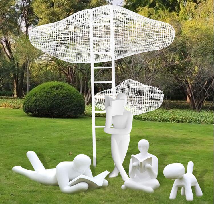 创意艺术雕塑,玻璃钢和不锈钢创意云朵人物雕塑!