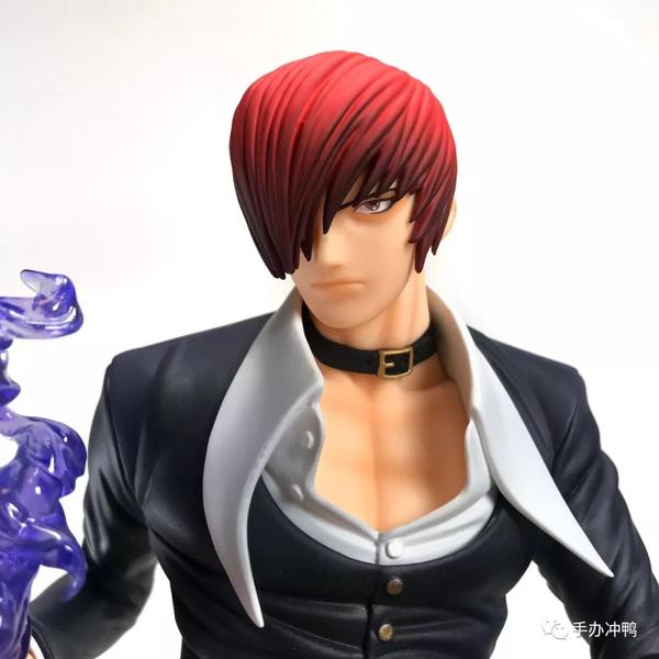开箱actoys拳皇97八神庵手托紫火的造型够经典