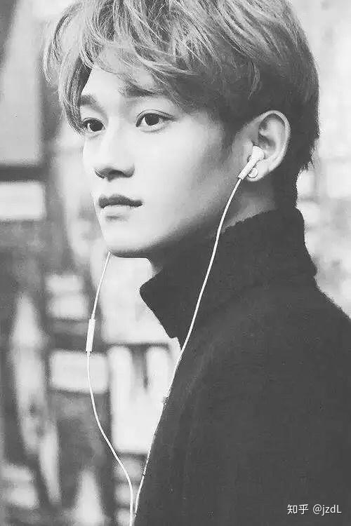 如何评价exo的正规五辑后续专辑《love shot》及其mv?