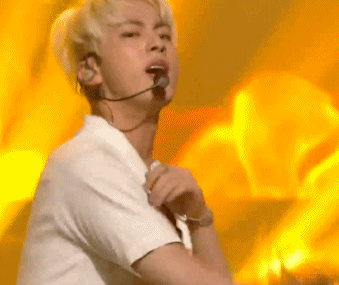 防弹的舞蹈太好看了,各位阿米女神有没有防弹舞蹈的动