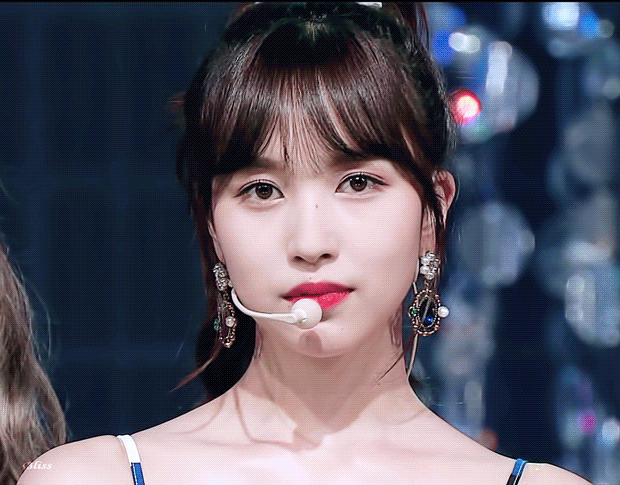 如何比较twice名井南mina和red velvet裴珠泫的颜?