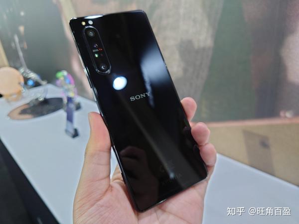 今天666最美的索尼xperia1ii马克兔xperia1ii三个颜色你最喜欢是哪个