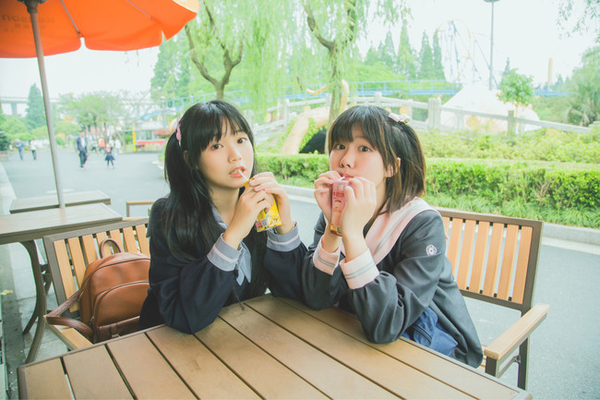 百合向jk制服精选!妹子间的青涩恋爱物语