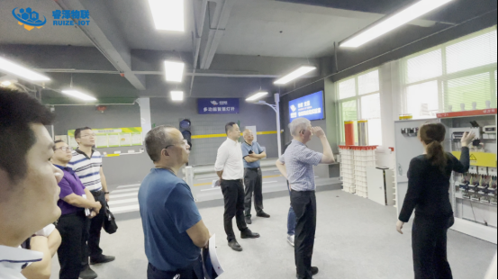 睿泽新闻泉州市吕副市长一行莅临我司调研