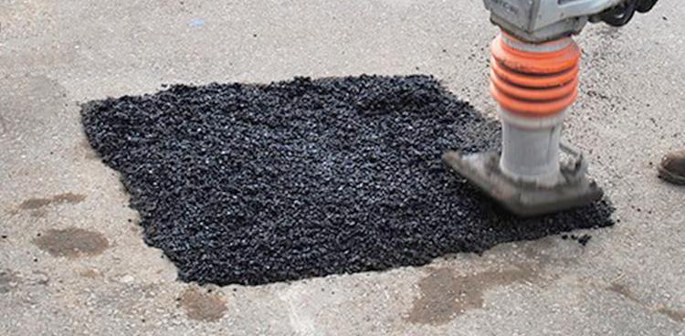 为什么说修补路面沥青冷补料是创可贴沥青热料是一场手术