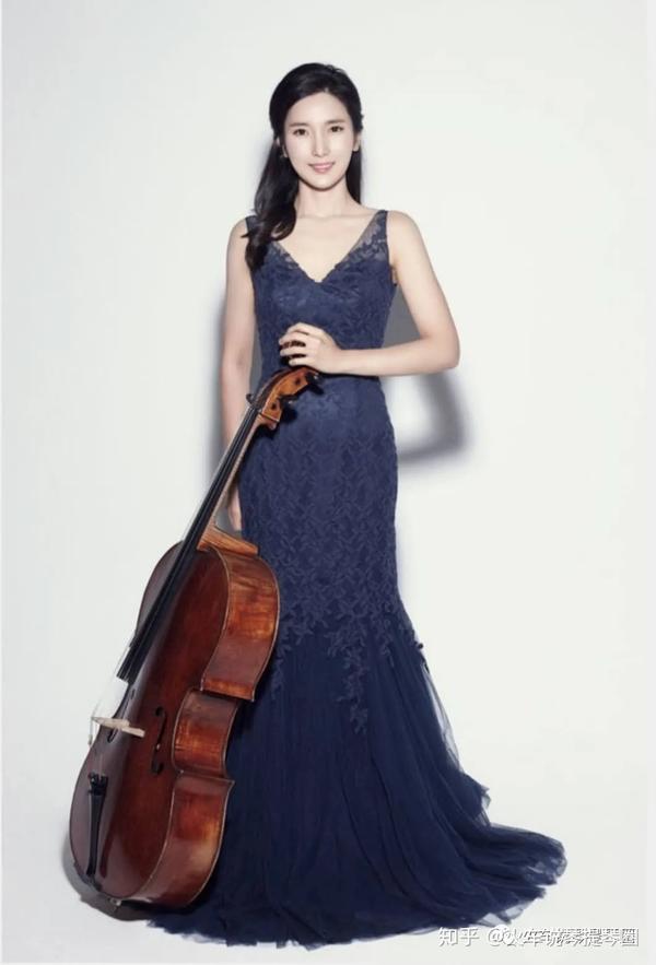 《华盛顿邮报》曾这样称赞大提琴家林希映:"她是一位才华横溢的音乐家