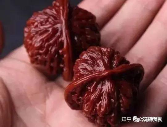 玉化核桃欣赏,那些历经沧桑的老文玩核桃!
