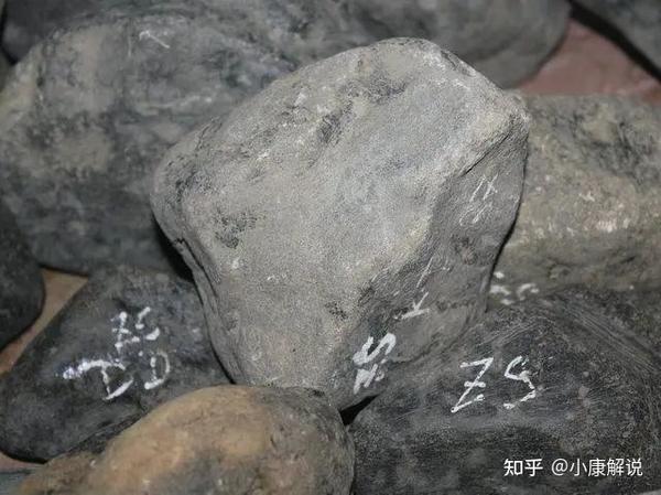 在网上直播间买翡翠原石,玉石被骗了,要怎么去退钱?