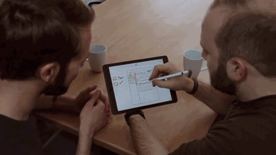 看起来和街边祖传贴膜无异,但用 apple pencil 写起来,就是不一样.