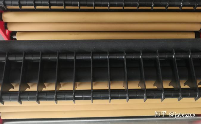 输片架,辊轴发黑,冲洗出来的工业胶片脏,如图供应工业探伤洗片机,显影