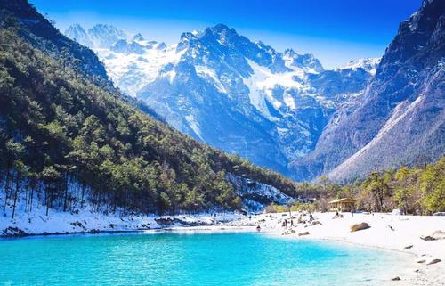 西部明珠贵宾卡告诉您云南旅游不得不攀登的玉龙雪山