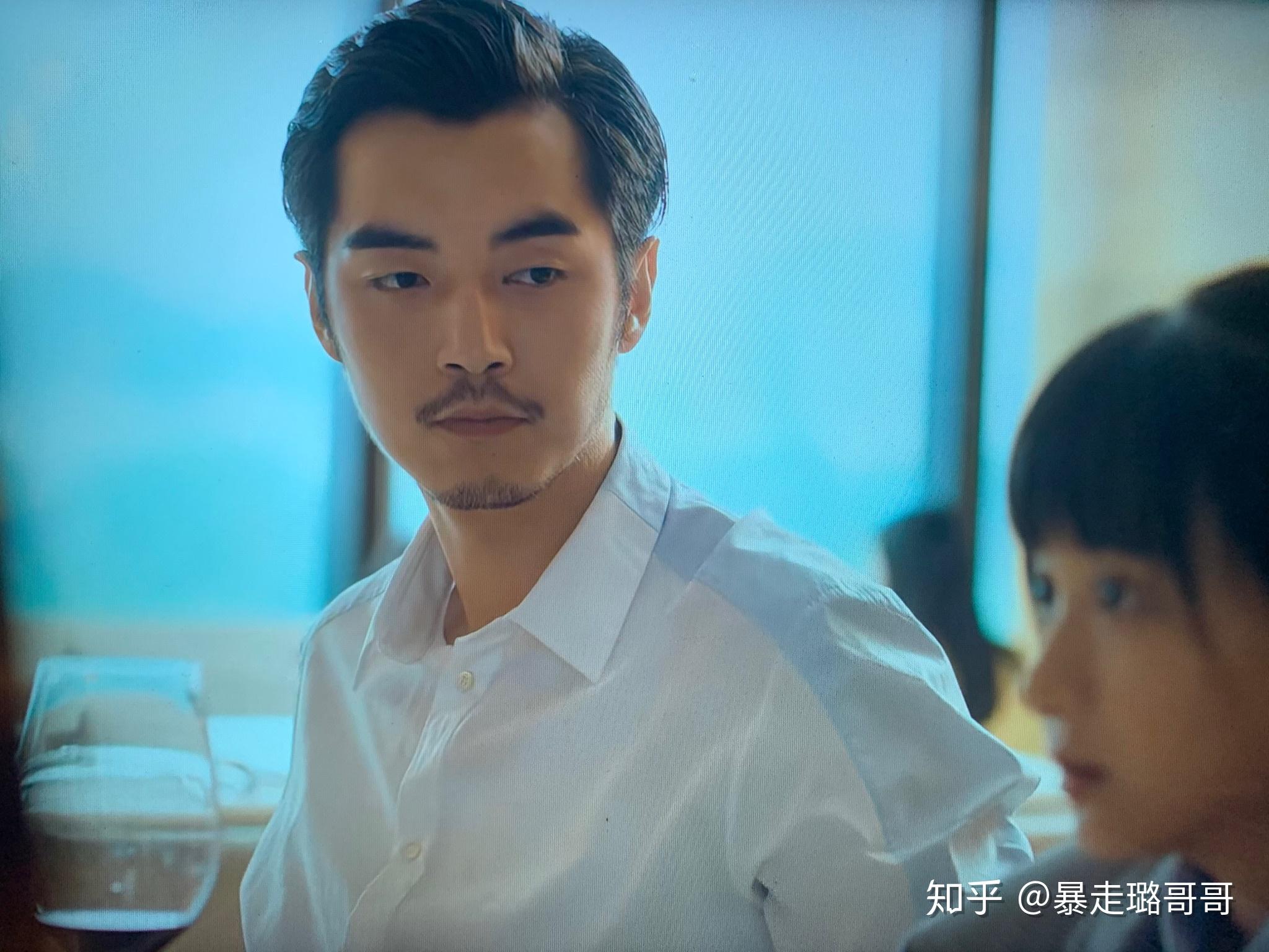 为什么金世佳不在微博宣传《二十不惑 知乎