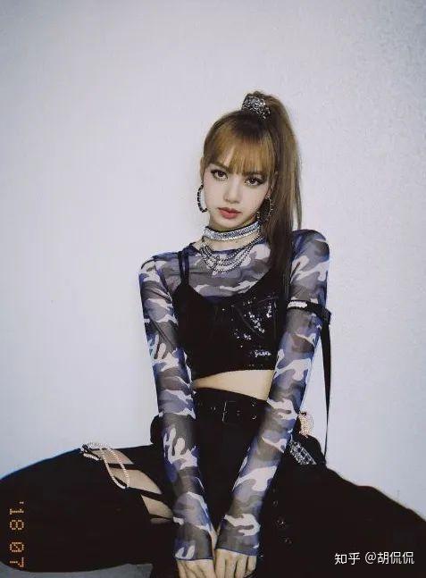 lisa的甜酷风真的适合所有人吗如何避免穿成矮憨壮