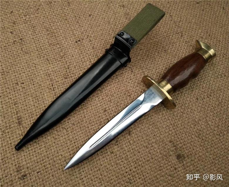 设计装备的第一代军用匕首 ,在对越自卫反击战中也出过力
