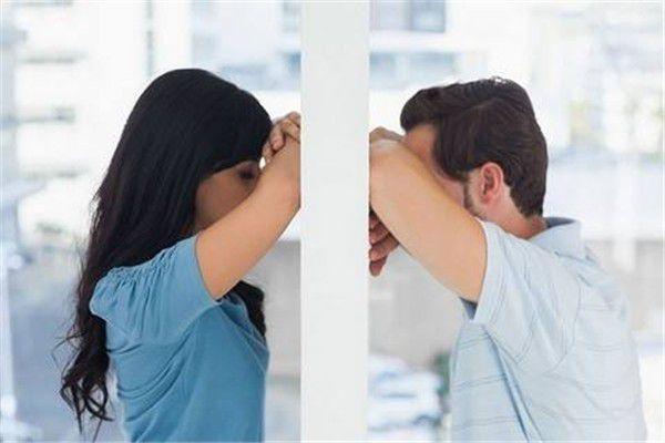 老婆要离婚_老婆要离婚 要冷静多久_老婆要离婚不接我电话不见我