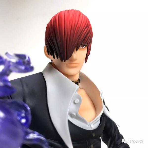 开箱actoys拳皇97八神庵手托紫火的造型够经典